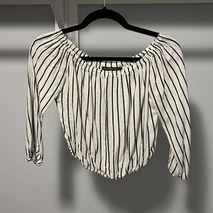 Cropped 3/4 length long sleeve top